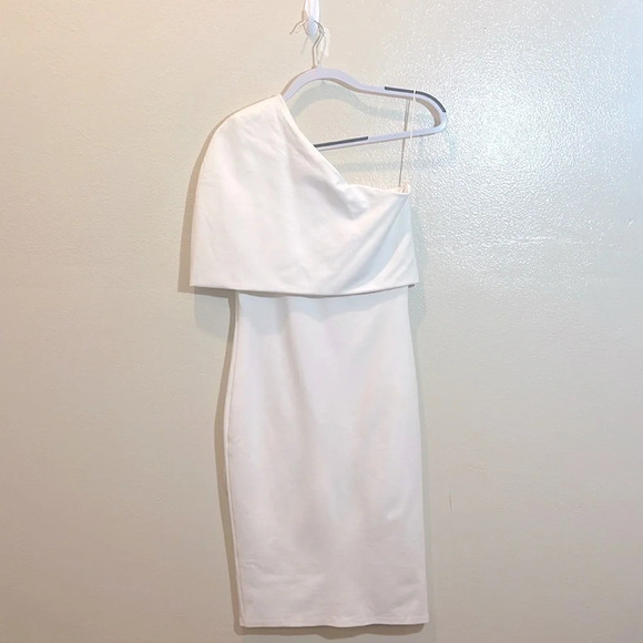 MICHELLE MASON Asymmetrical Cocoon Dress In Ivory size medium - Picture 4 of 6